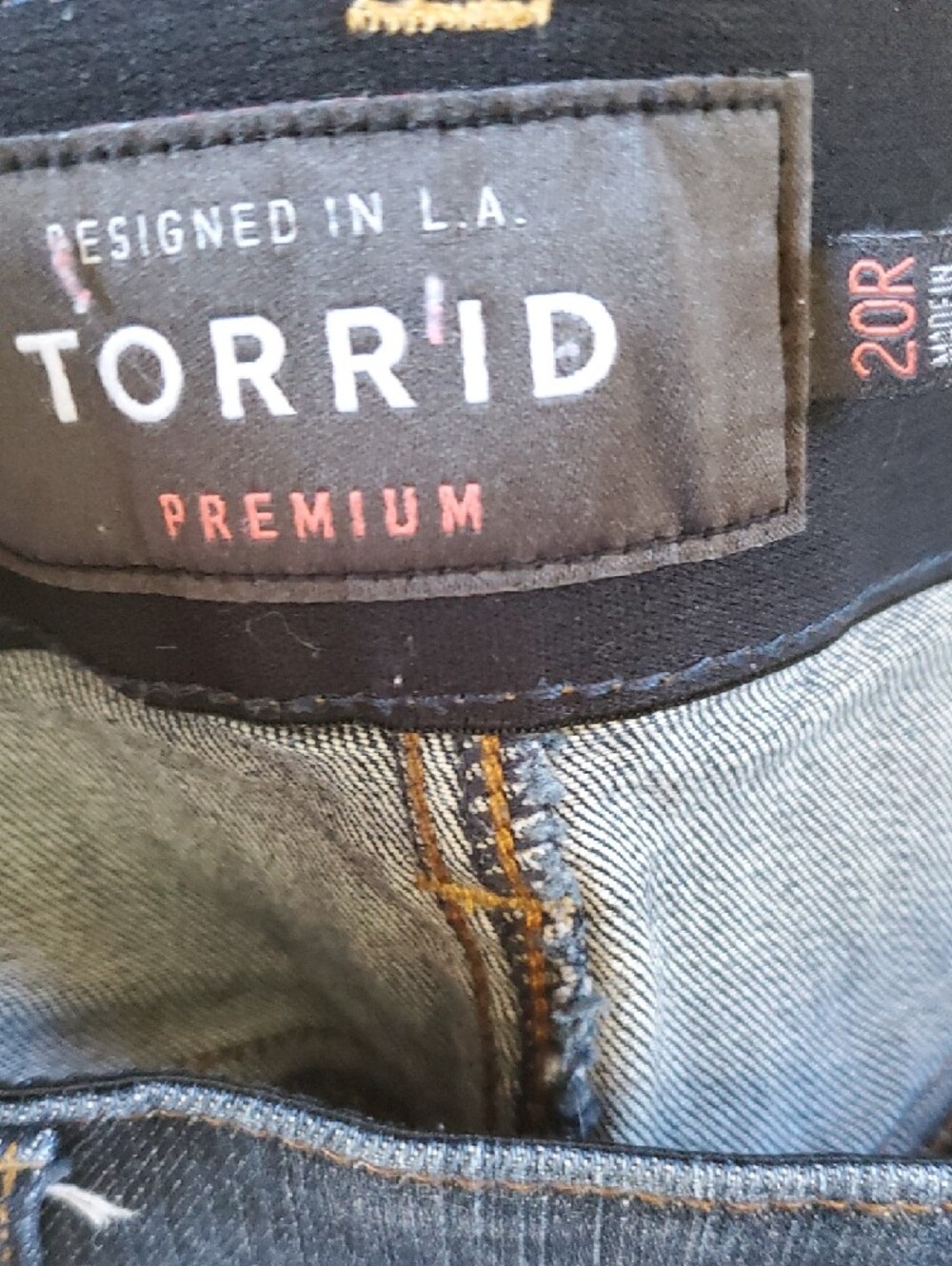 Torrid Dark Blue Distressed BOMBSHELL Skinny Jeans - Picture 2 of 7